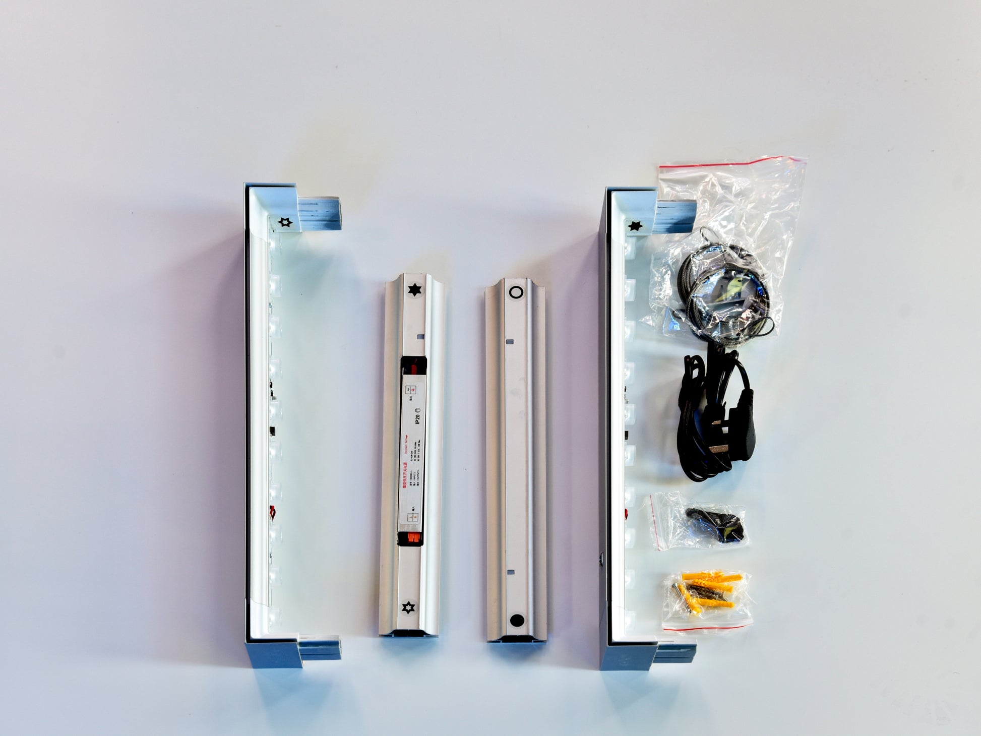 Whitebox-hanging-500-500 (4)