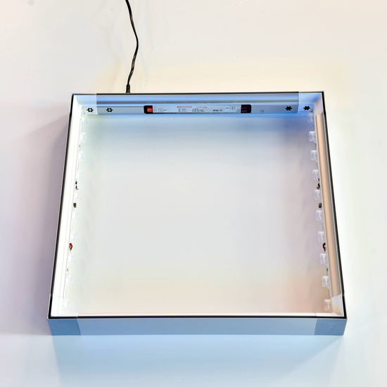 Whitebox-hanging-500-500 (5)