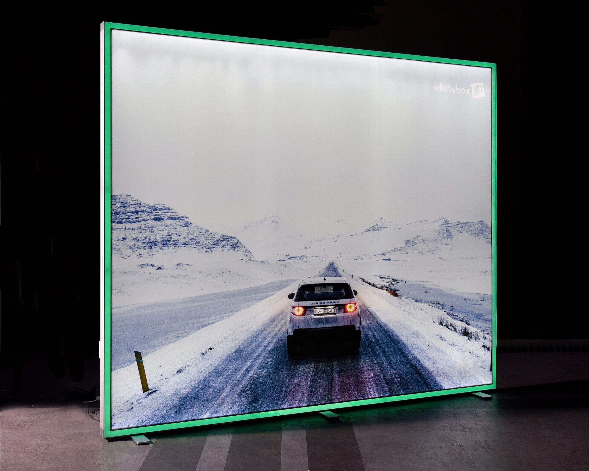 whitebox-switch-3000-2500-green